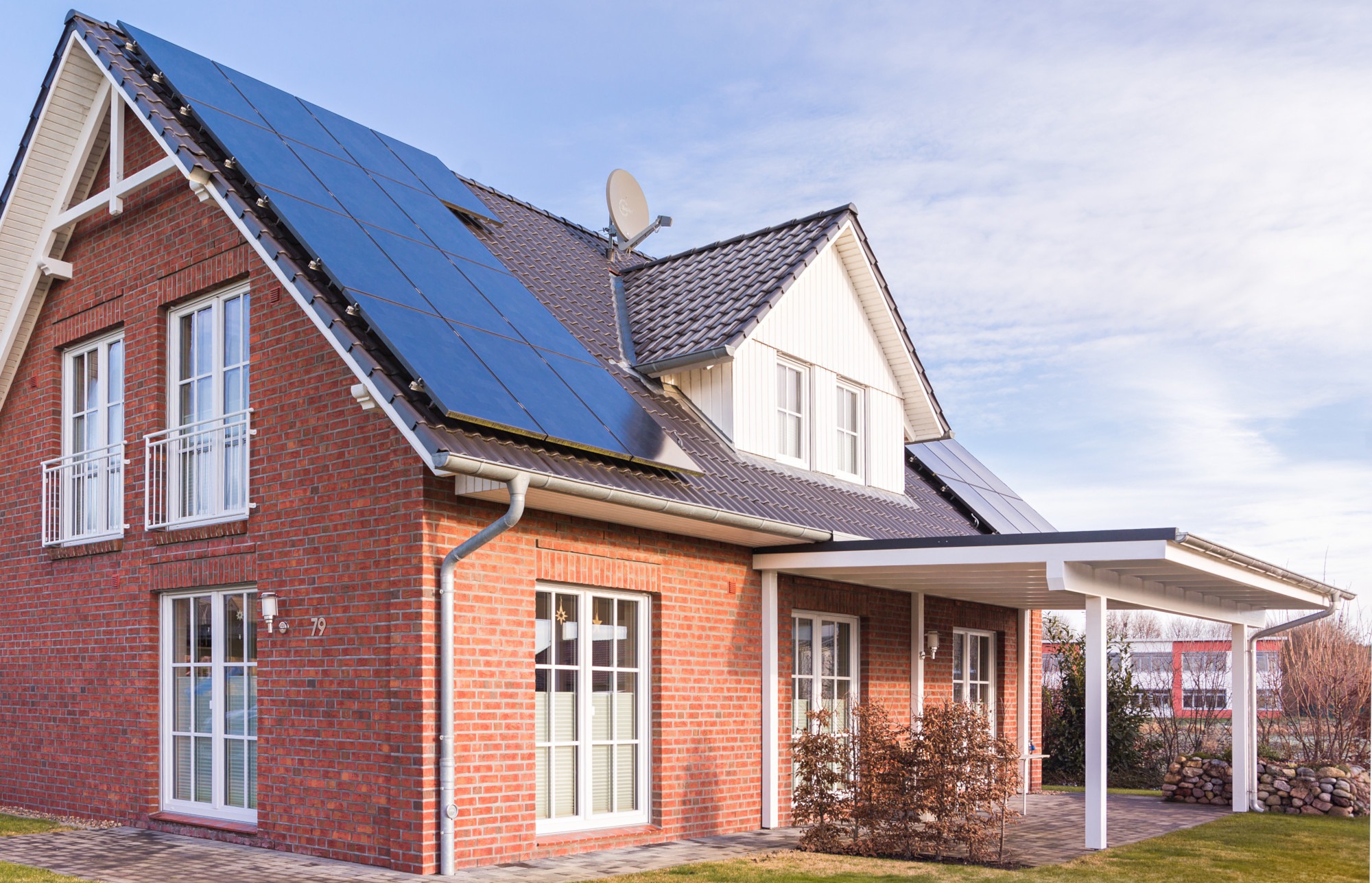 Einfamilienhaus mit PV-Anlage